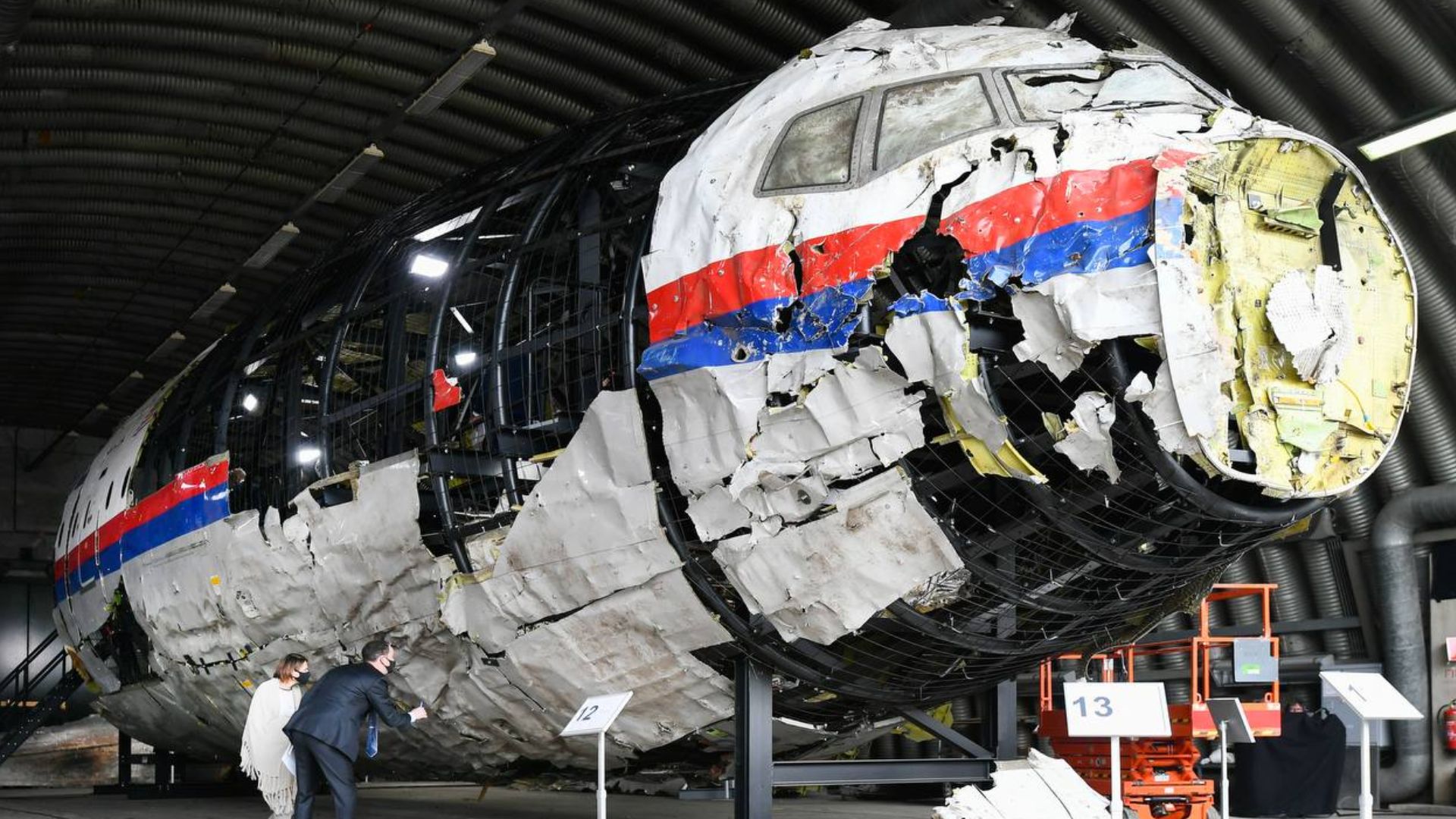 Malaysia Airlines flight MH17
