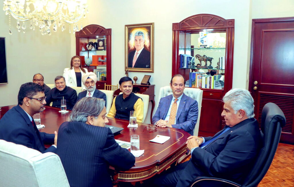 Tharoor-led delegation in Panama