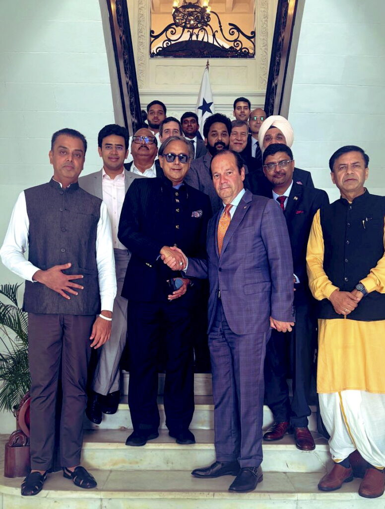 Tharoor-led delegation in Panama
