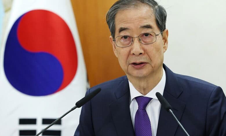 South Korea's acting leader Han Duck-soo