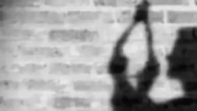 Image of a rope representing suicide