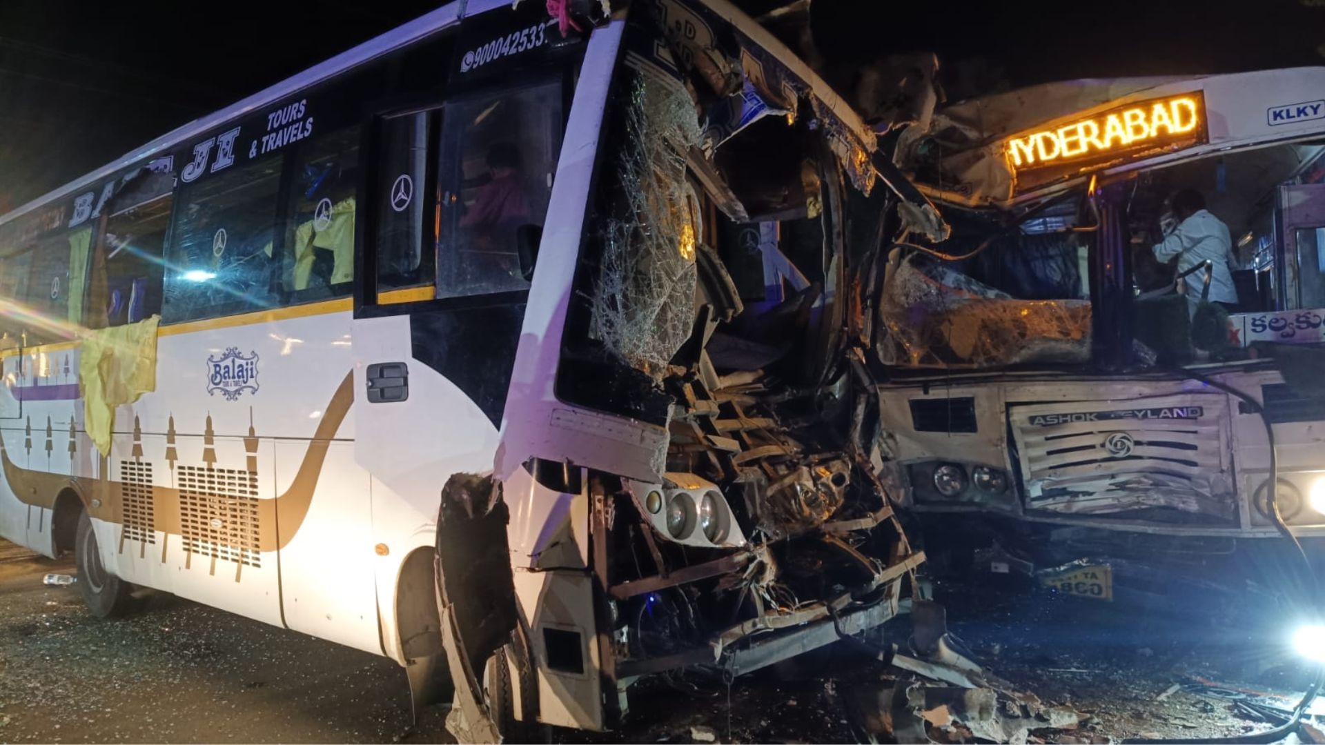 TGSRTC bus collided with a private travels bus at Thummaloor gate (1)