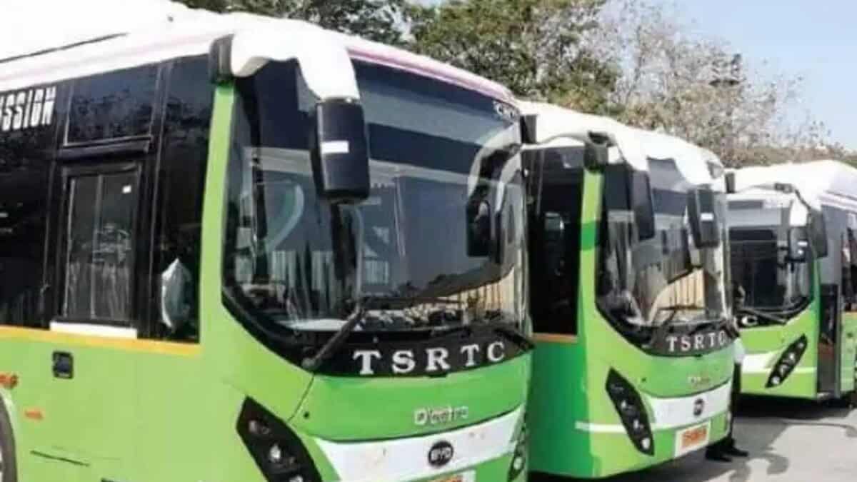 TGSRTC metro deluxe buses parked