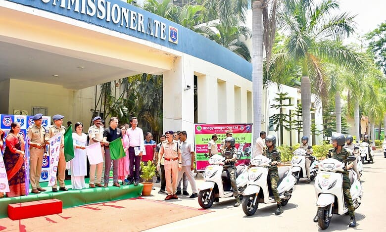 Image: Cyberabad commissioner Avinash Mohanty and other officials flag off the new vehicles added to SHE teams fleet
