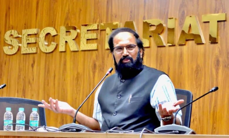 Irrigation minister N Uttam Kumar Reddy questions what problem do KCR and Harish Rao have in deposing before the judicial commission on Kaleshwaram project, if they have done nothing wrong.