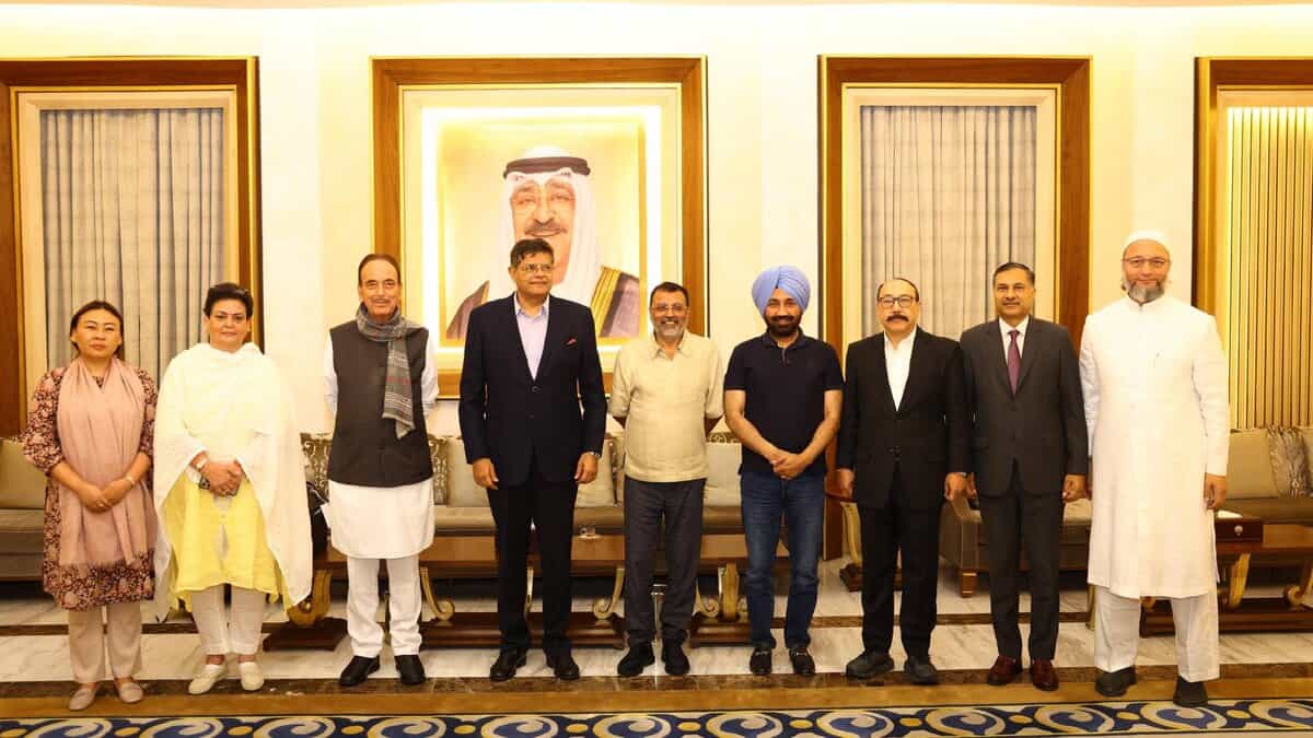 The all-party Indian delegation, including Baijayant Panda, Asaduddin Owaisi, Ghulam Nabi Azad, and others, poses for a group photo during their Kuwait visit.