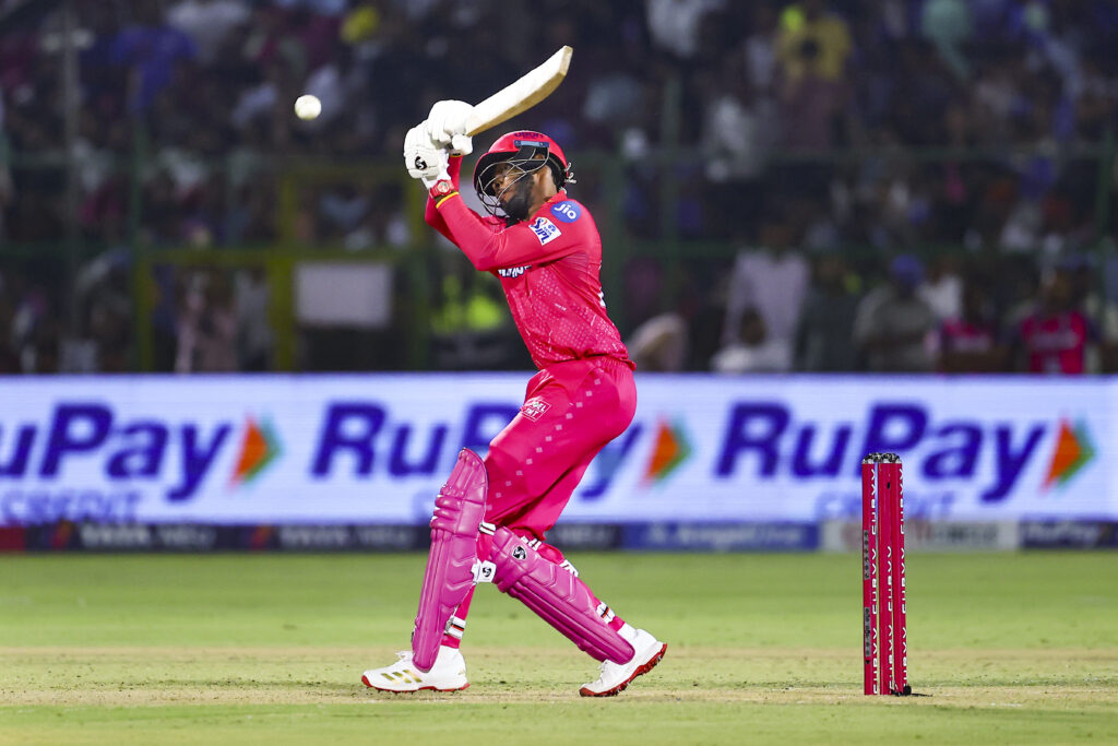 IPL 2025: MI vs RR