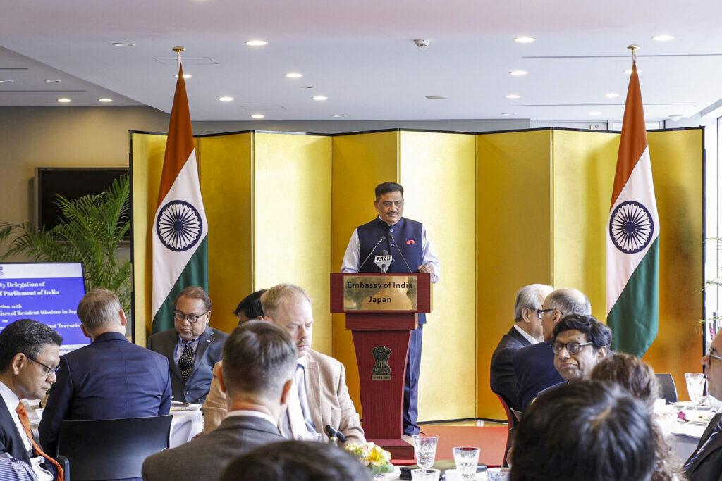 Indian delegation in Japan