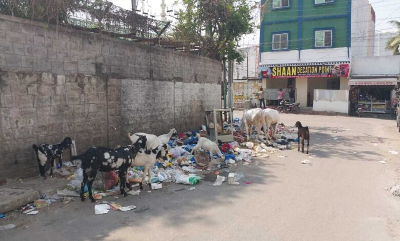 Area near mosque in Chandrayangutta turns into garbage dump.