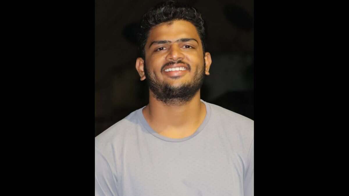 Man dies during fight at bar