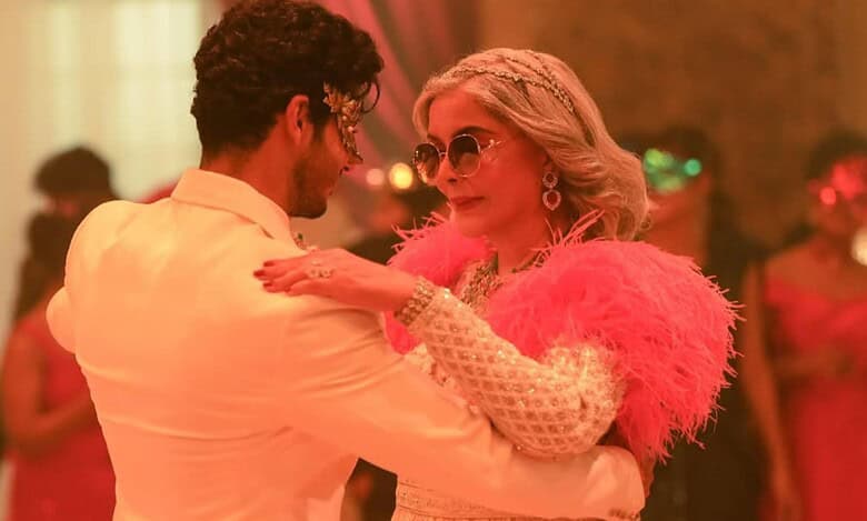Zeenat Aman opens up about rediscovering her love for cinema through 'The Royals'