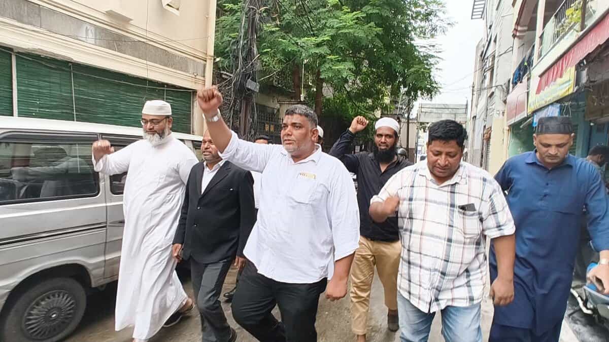 Advocates protest against Telangana government