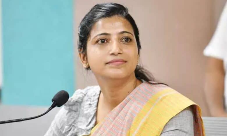 CAT orders allocation of IAS Amrapali Kata to Telangana Cadre