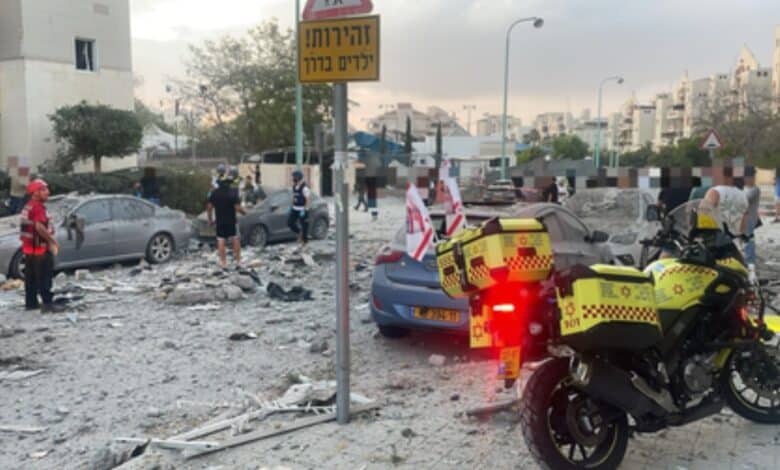 3 killed, several wounded as Iranian missile hits apartment complex in Israel