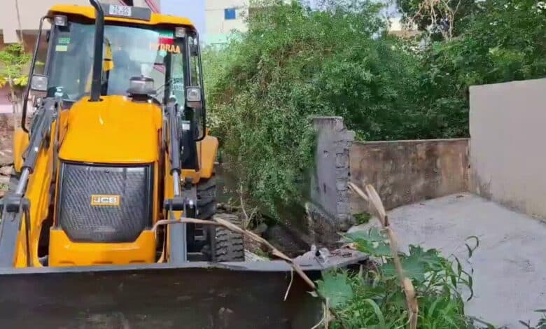 HYDRAA demolition drive against encroachments in Hyderabad