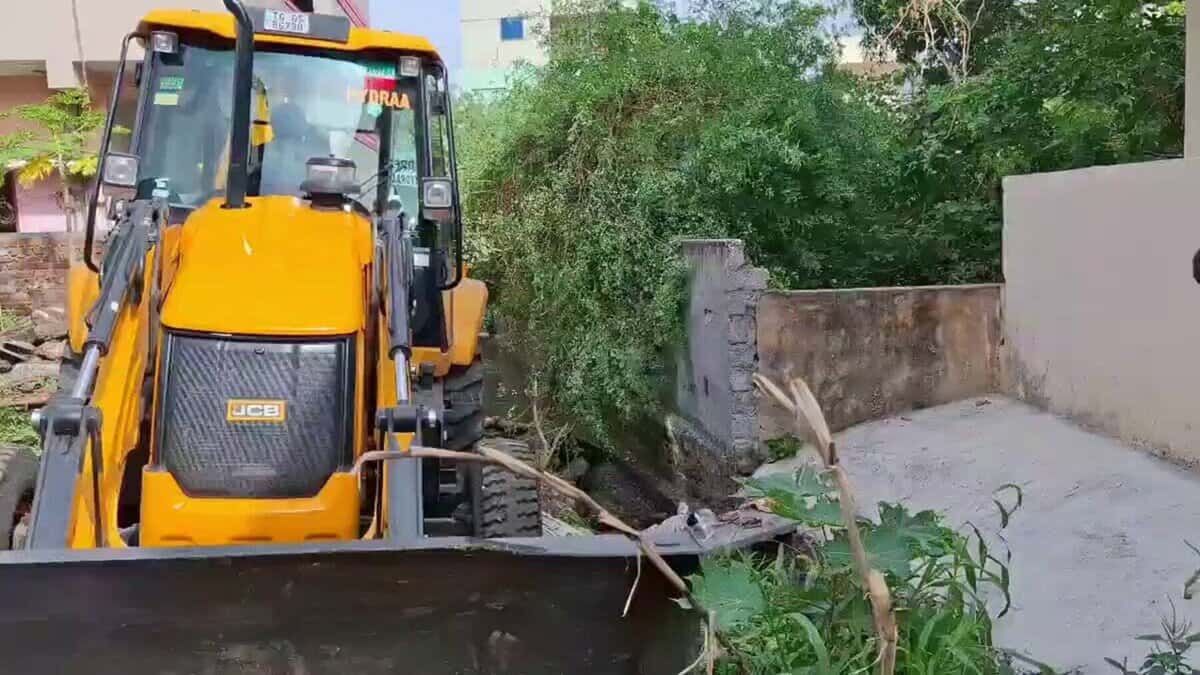 HYDRAA demolition drive against encroachments in Hyderabad