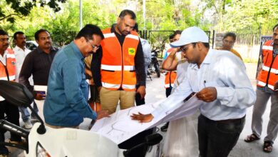 Image shows GHMC Commissioner, along with other officials, directing that only licensed pet dogs be allowed in Hyderabad’s KBR Park.