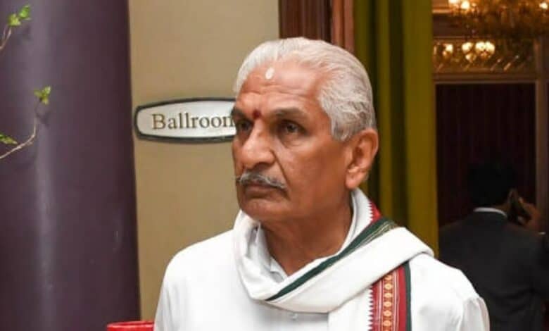 RSS leader Kalladka Prabhakar Bhat