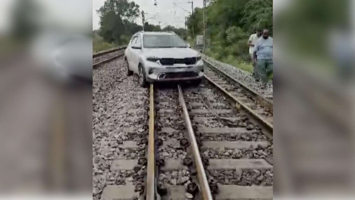Woman drives car on railway track near Shankarpally, triggers panic