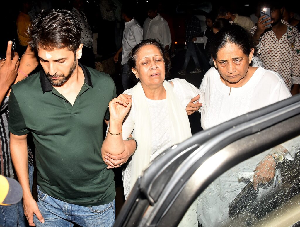 Funeral of TV actor Shefali Jariwala in Mumbai