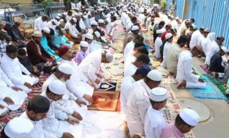 An image of peopple offering Eid prayers in Hyderabad used for represetational purpose