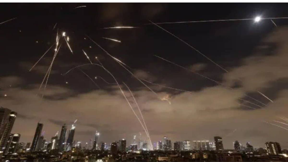 Israel attacks Tehran
