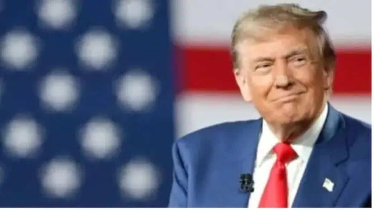 US President Donald Trump addresses a meeting