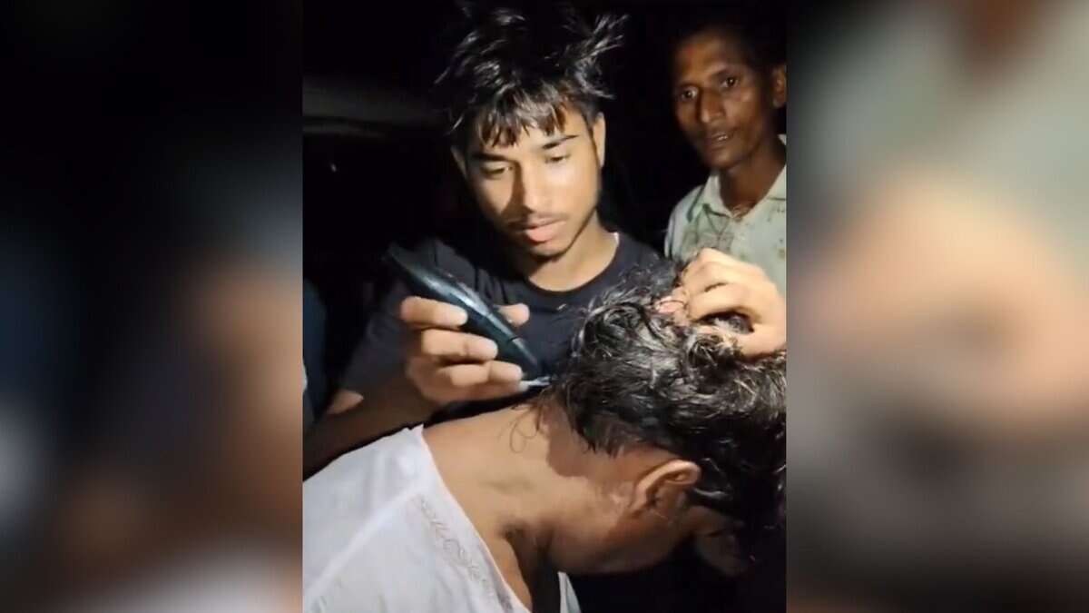 Bhagwat Katha narrator, Mukut Mani Singh Yadav, head tonsured by Brahmins for narrating Hindu religious texts