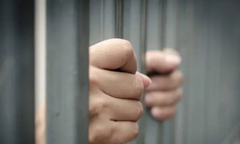 2 juveniles among three held for phone snatching in Hyderabad