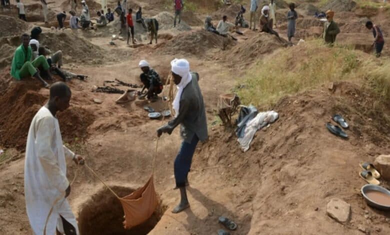 11 killed, 7 injured in Sudan gold mine collapse