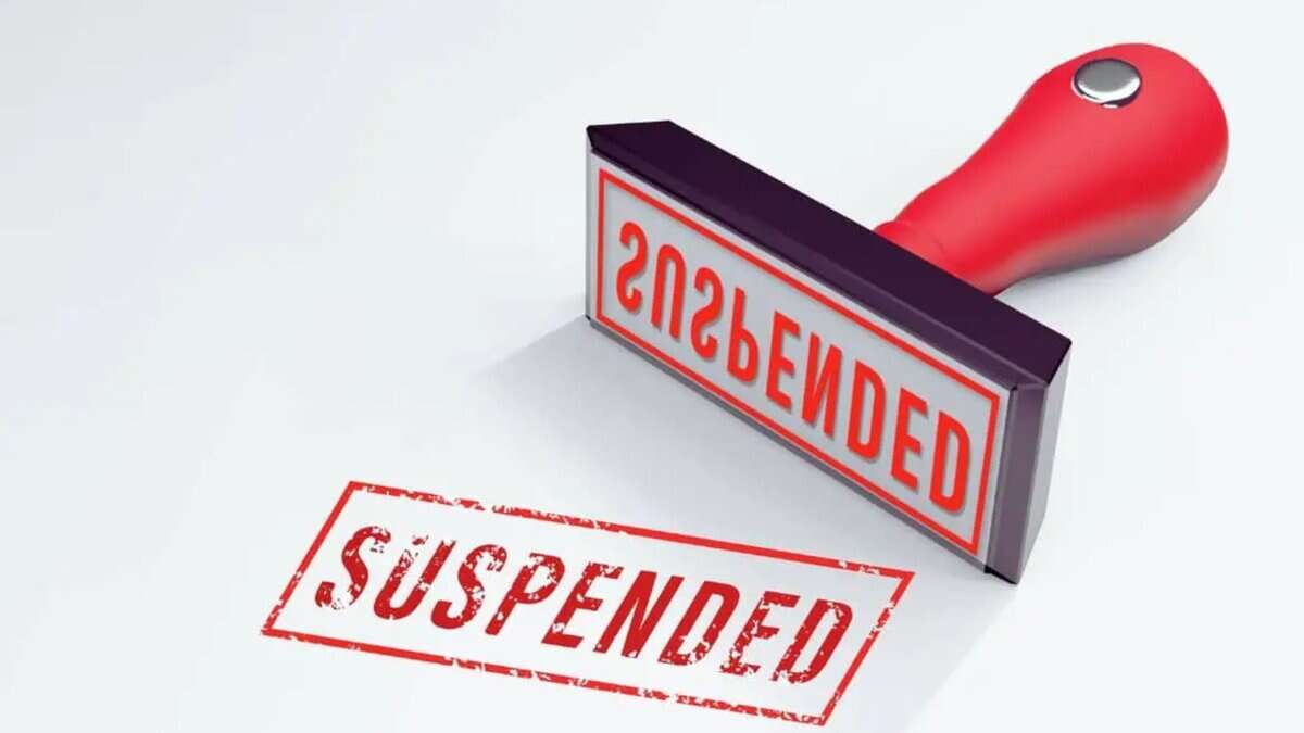 representational image for officer suspneded