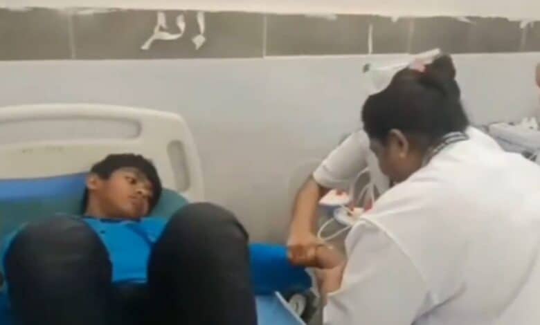 students from Srikalahasti BC welfare hostel suffer food poisioning