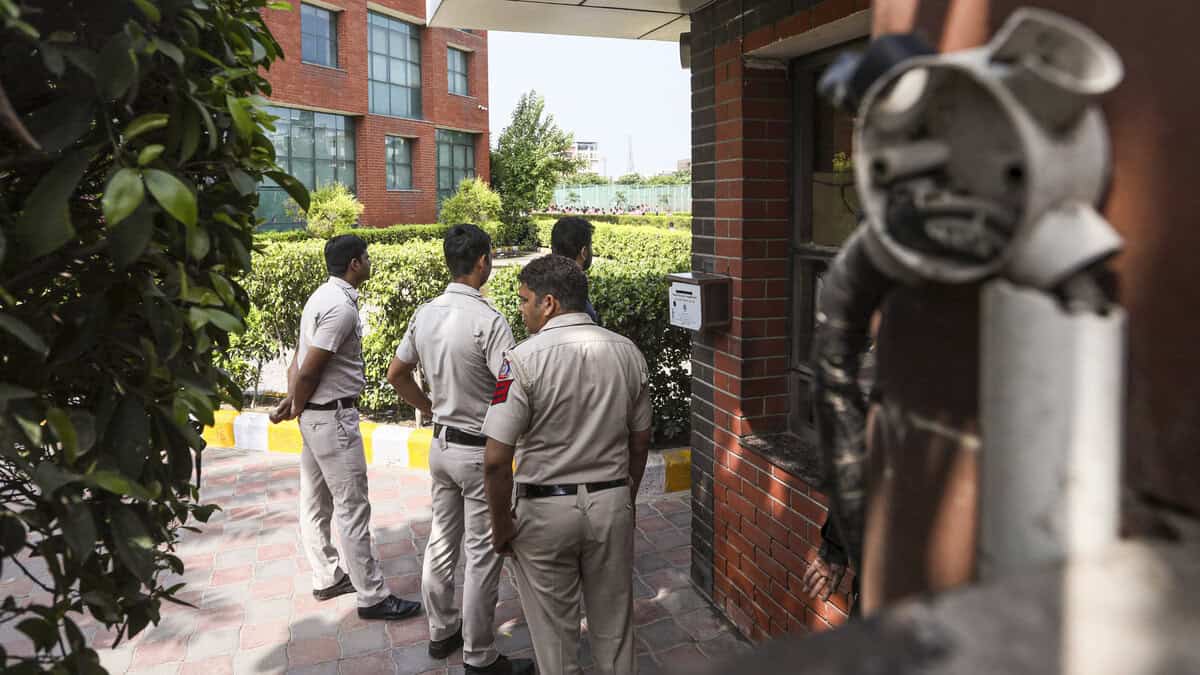 Delhi school receives bomb threat