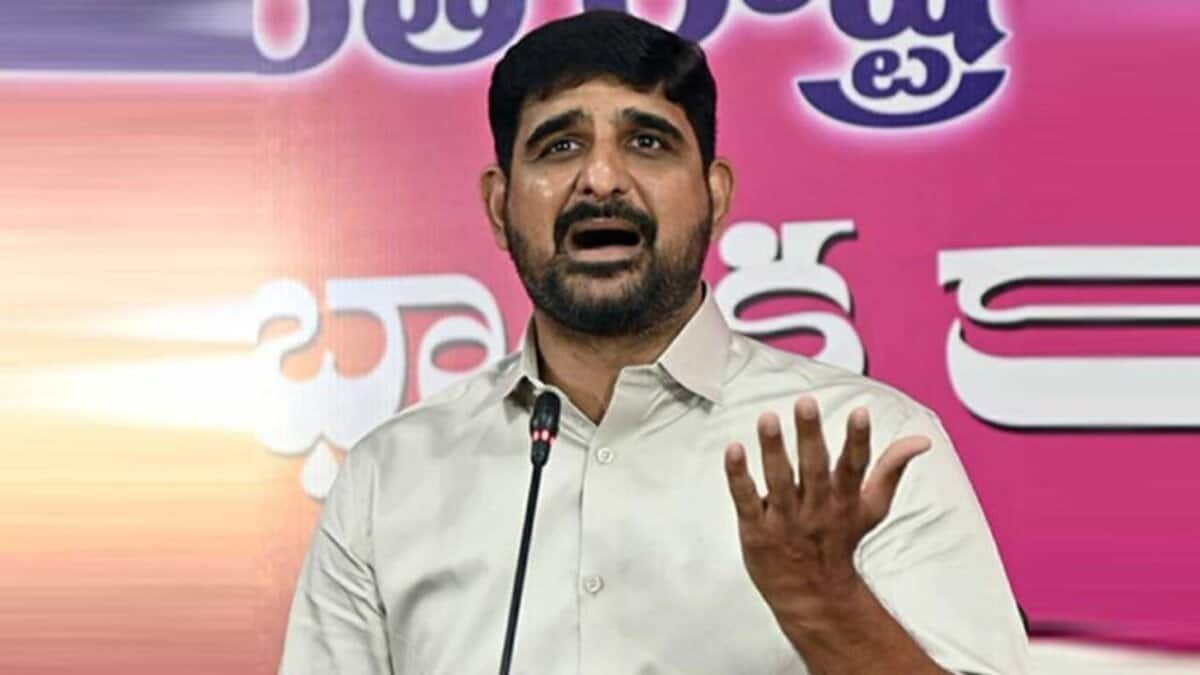 Case filed against BRS MLA P Kaushik Reddy for remarks on Telangana CM A Revanth Redddy.