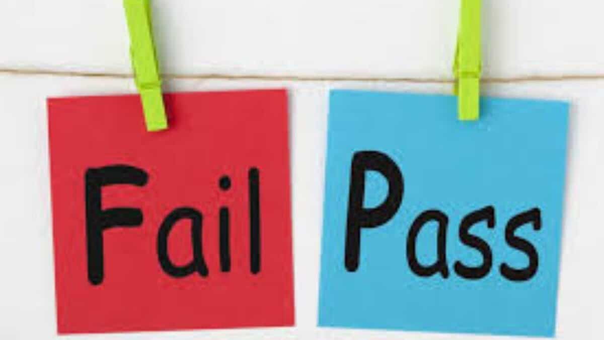 Due to a mistake in evaluation of answer sheets, 138 engineering final year students from 3 JNTU colleges fail the Environmental Impactment Assessment (EAI) exam.