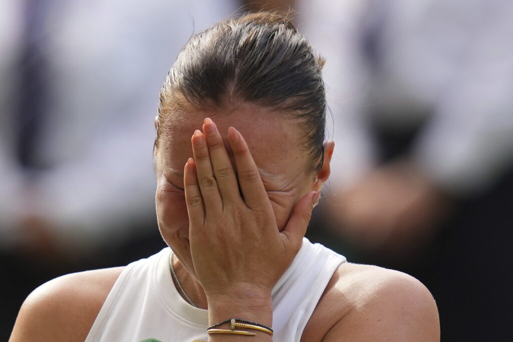 Wimbledon 2025: Iga Swiatek wins women's singles