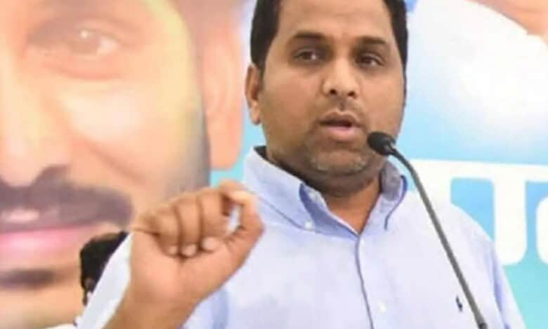 Andhra liquor scam: Accused denies link to cash seized by SIT