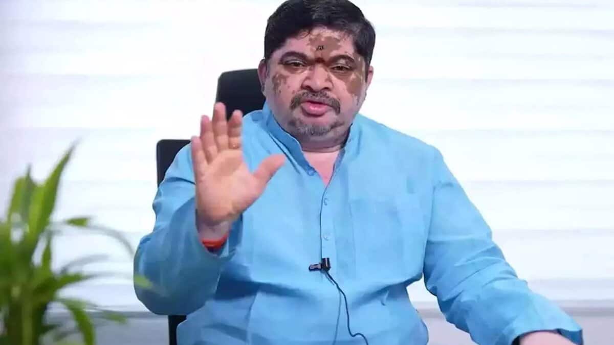 BC welfare minister Ponnam Prabhakar urges the opposition to come along with the state government to get the ordinance for giving 42 percent reservation for BCs passed through the President of India.