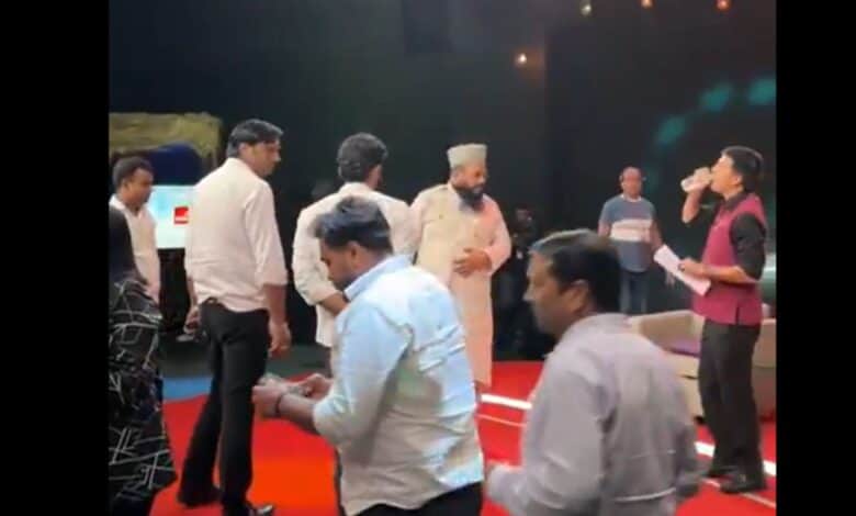 TV debate turns ugly as Maulana Sajid Rashidi slapped