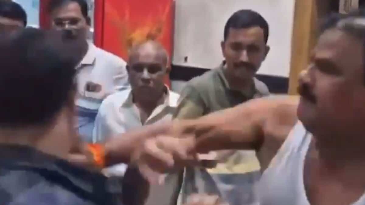 Shiv Sena MLA Sanjay Gaikwad punches canteen manager in Mumbai