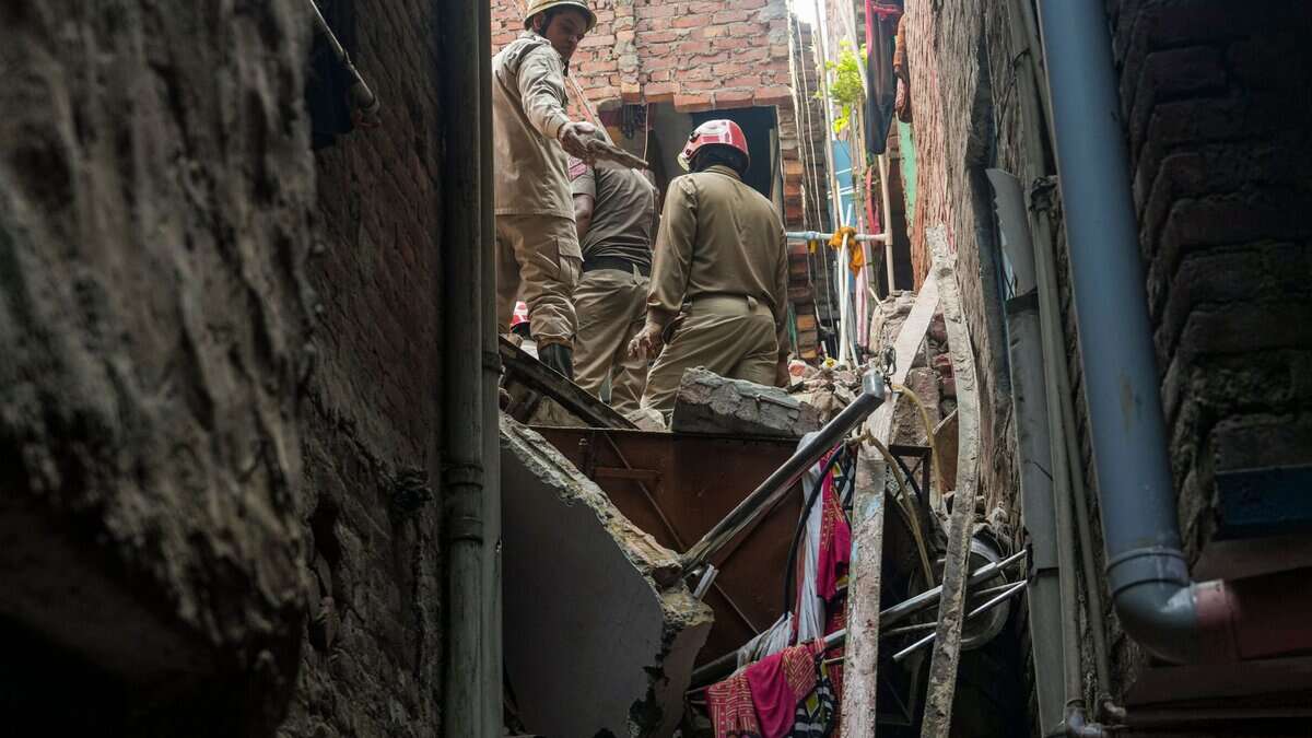 Delhi building collapse