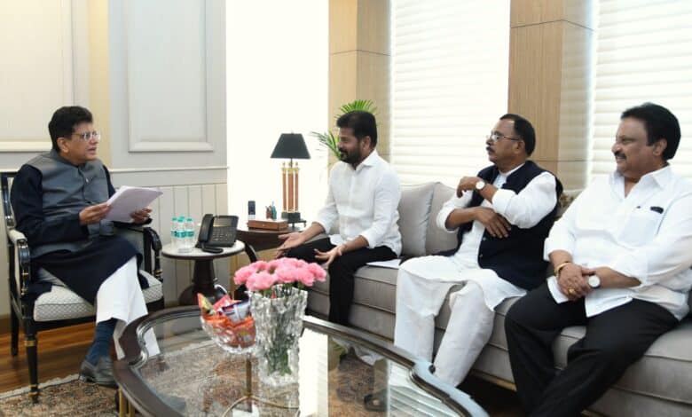 Telangana CM Revanth Reddy with Union Minister for Commerce and Industry Piyush Goyal at New Delhi on Tuesday