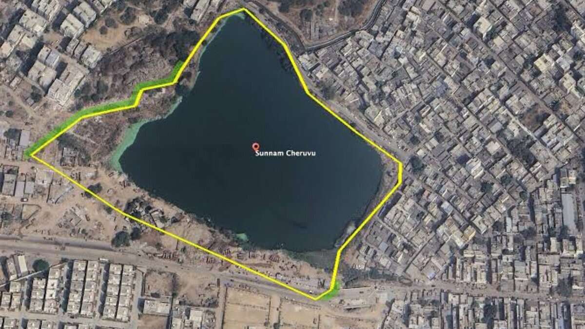 Sunnam Cheruvu demolitions in Hyderabad