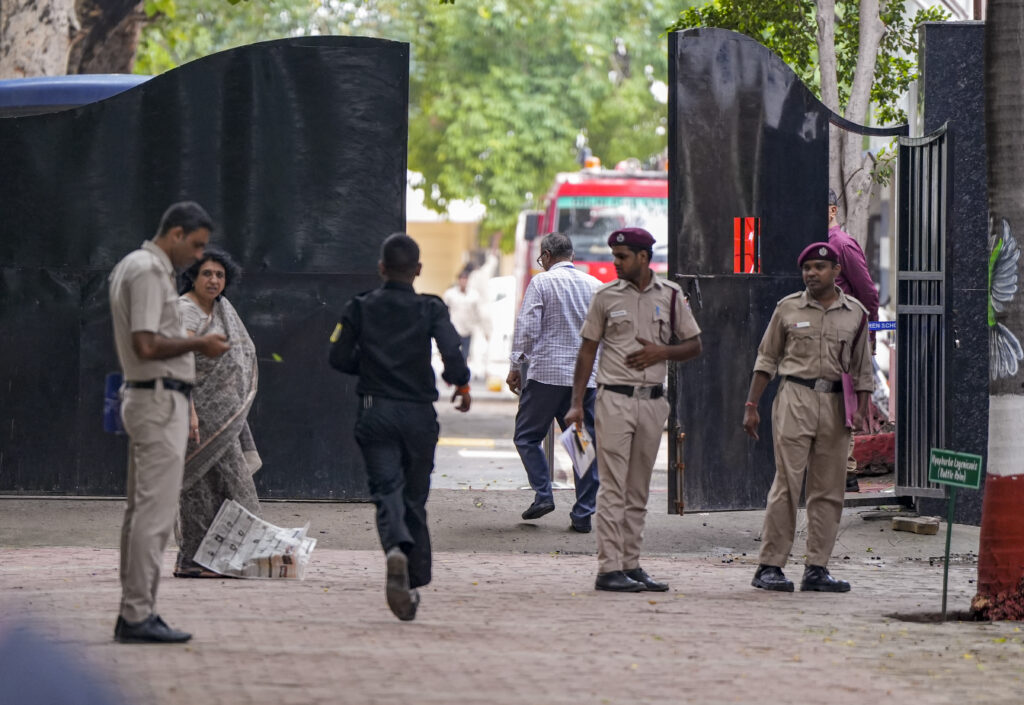 Bomb threat at a school in Delhi