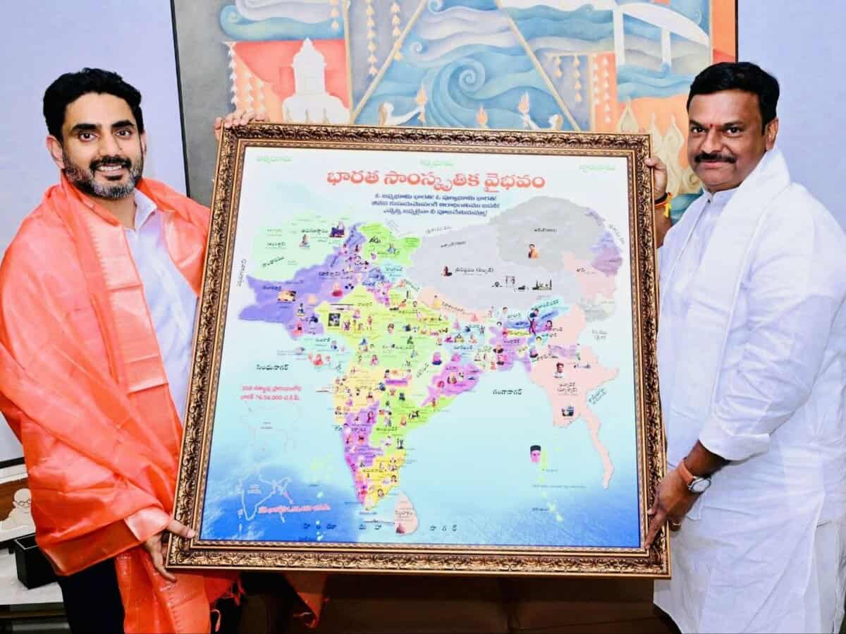 Image of BJP AP president PVN Madhav presenting the map of India to AP minister Lokesh. BRS leader seeks FIR over India map without Telangana in it