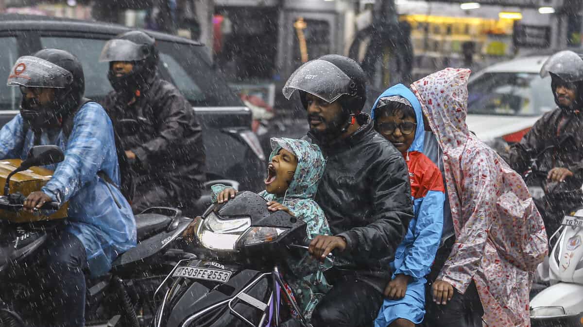 Weather: Rainfall in Hyderabad