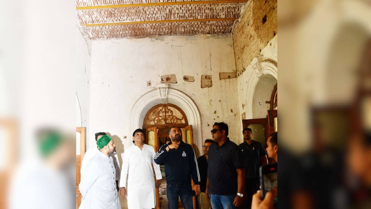 GHMC commissioner inspects restoration works at Sardar Mahal in Hyderabad