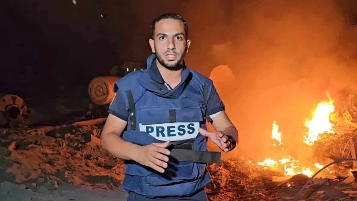 Al Jazeera journalist Anas al-Sharif (1)