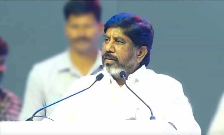 Telangana deputy chief minister Bhatti Vikramarka put the onus of Godavari river water sharing between the two Telugu states on the Centre.