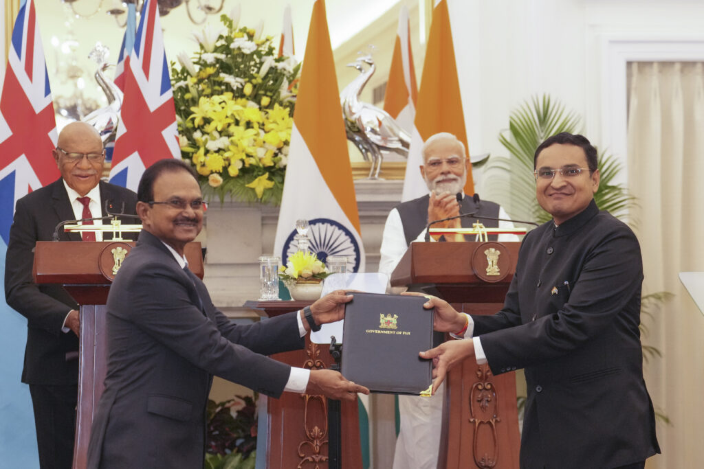 PM Modi meets Fijian counterpart